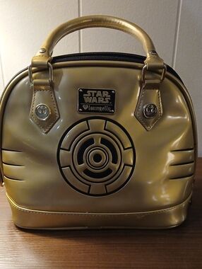 Loungefly Star Wars Metallic Gold C-3PO Toiletry Bag